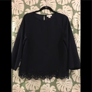 Quarter sleeve blouse